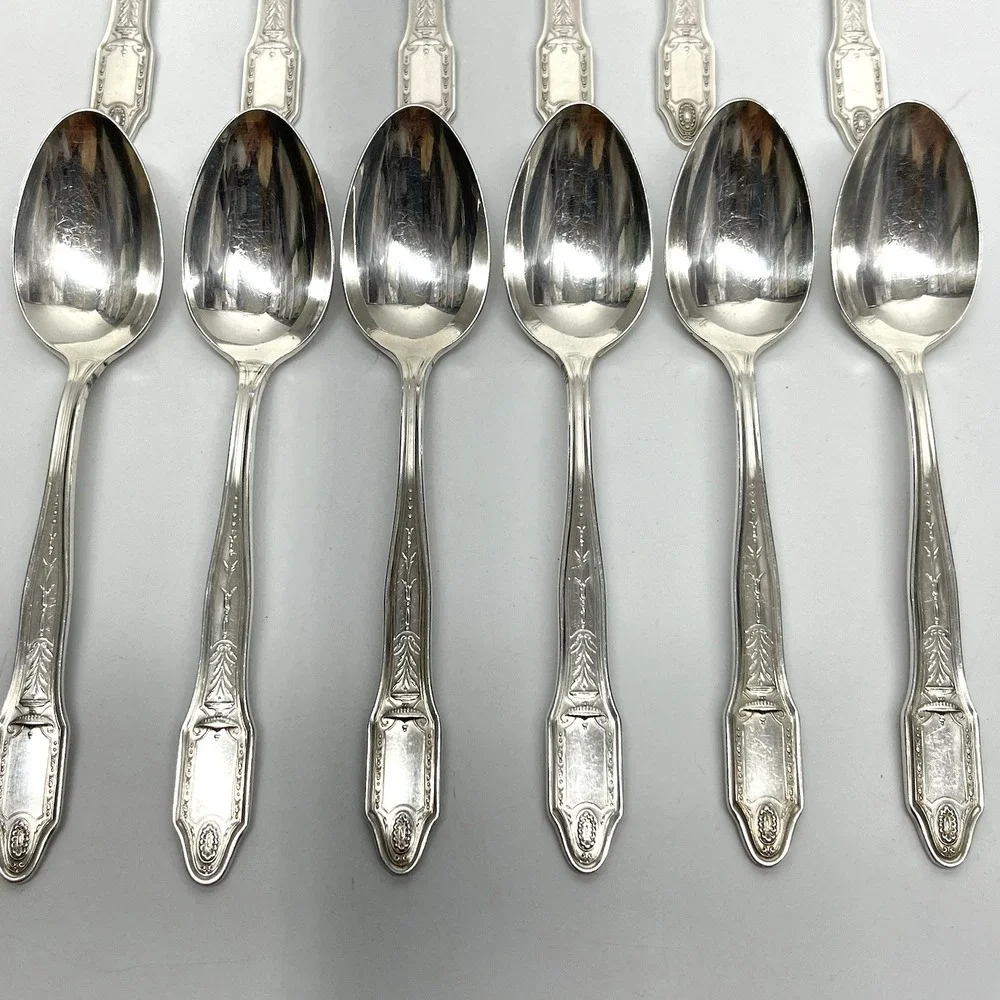 Oneida Adelphi Silverplate Heirloom Plate 1922 Silverware Flatware Set Art Deco
